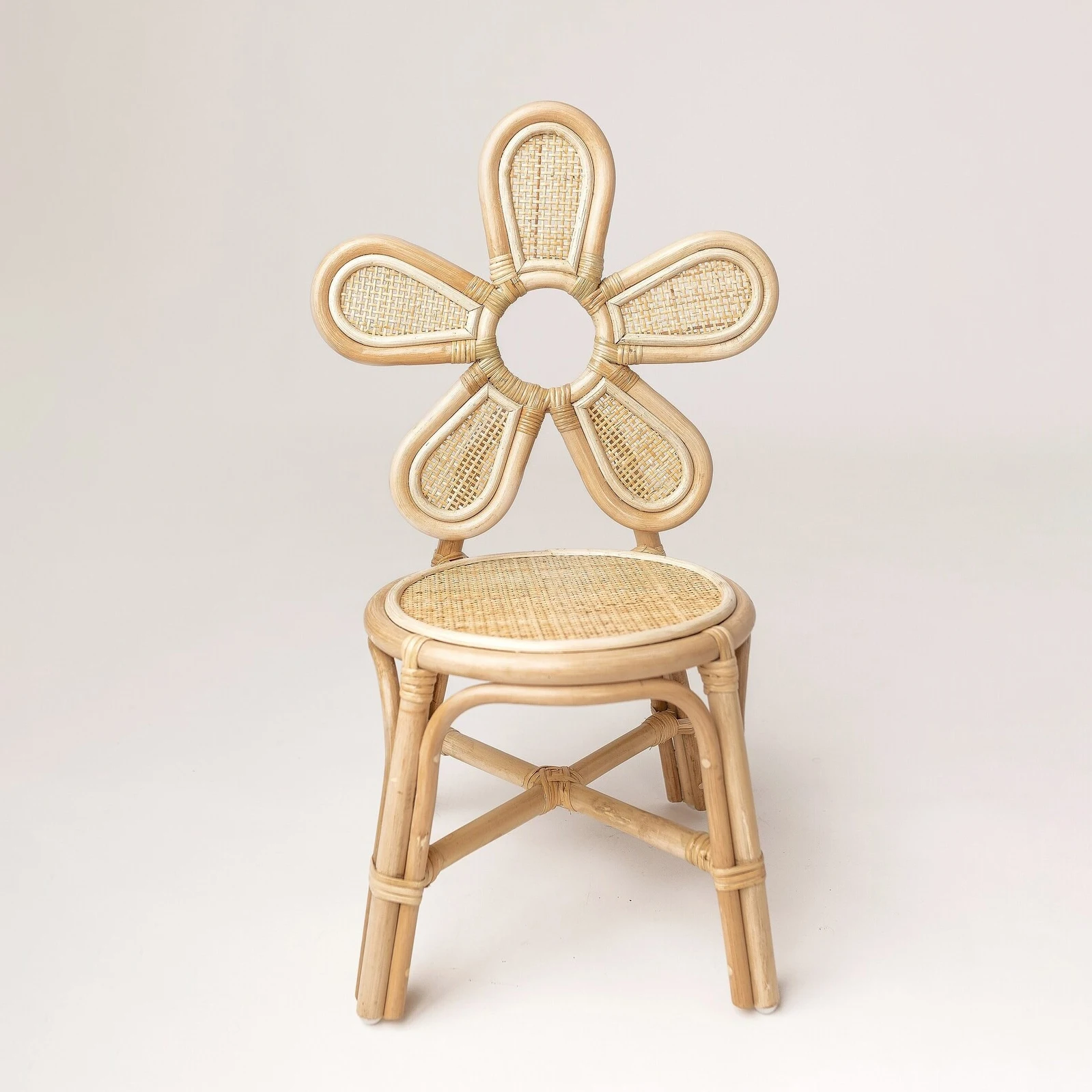 For Rattan Flower Kids Chairs  - огляд і ціна Kids Outdoor Table