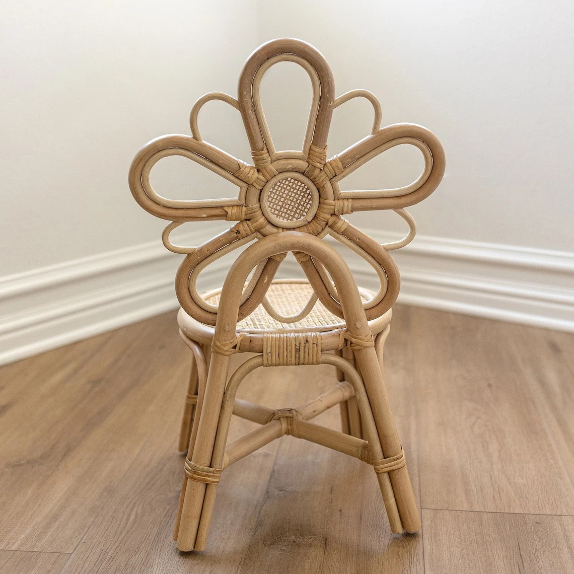 For Rattan Flower Kids Chairs  - огляд і ціна Kids Outdoor Table
